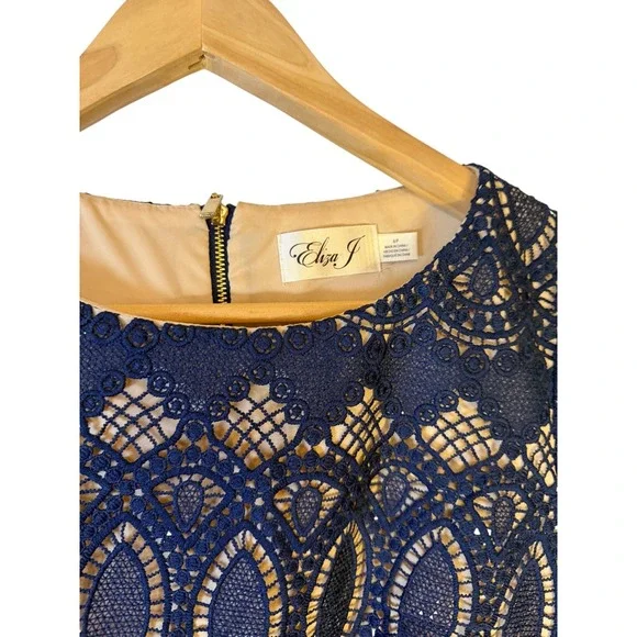 Eliza J Womens Navy Blue Lace Cap Sleeve Sheath Cocktail Dress Size 6P Petite - Picture 2 of 5